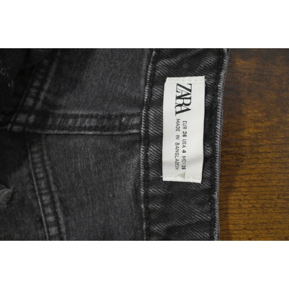 ZARA Black Denim Shorts Women’s US 4 Distressed Raw Hem High Rise Cut Off Jeans - Picture 6 of 9